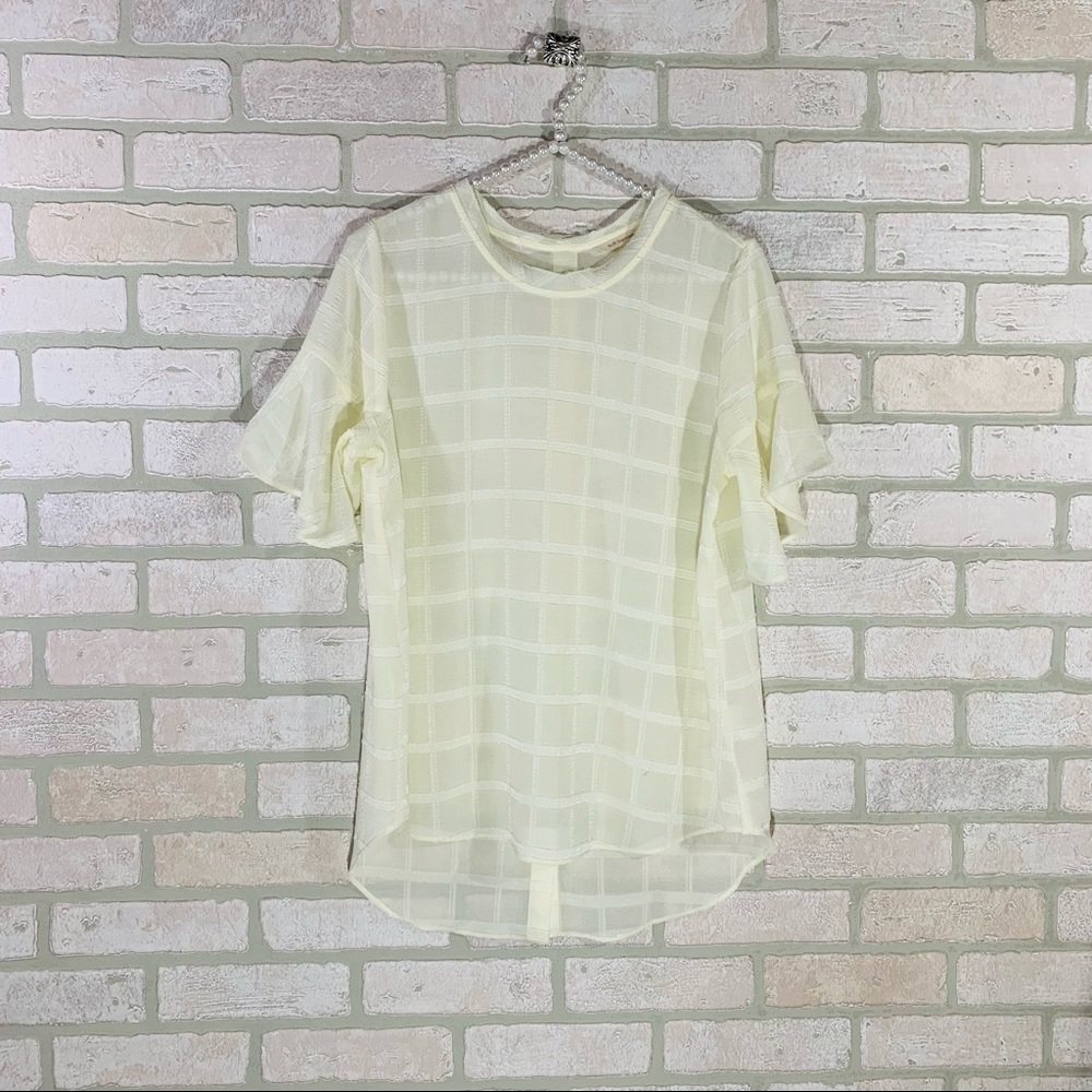 Soft Surroundings Cream Button Back Flutter Sleev… - image 1